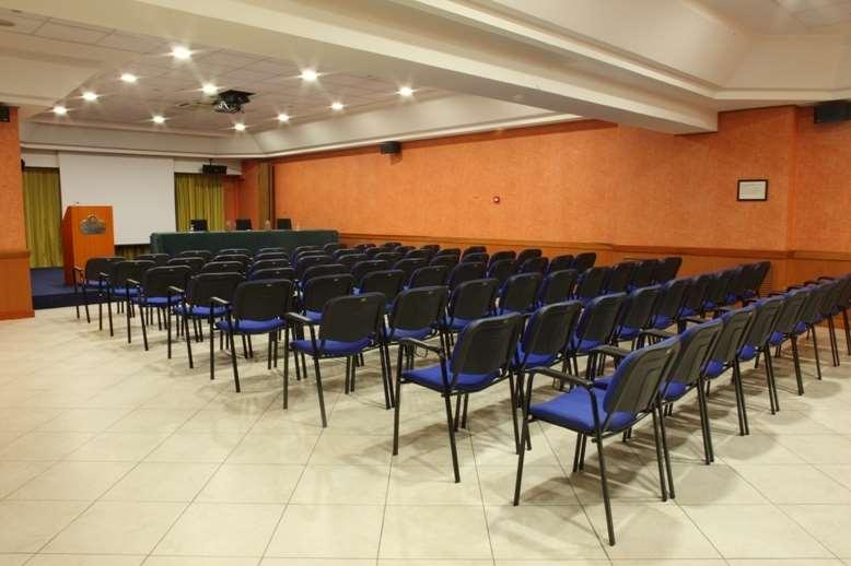 Futura Centro Congressi Hotel Neapel